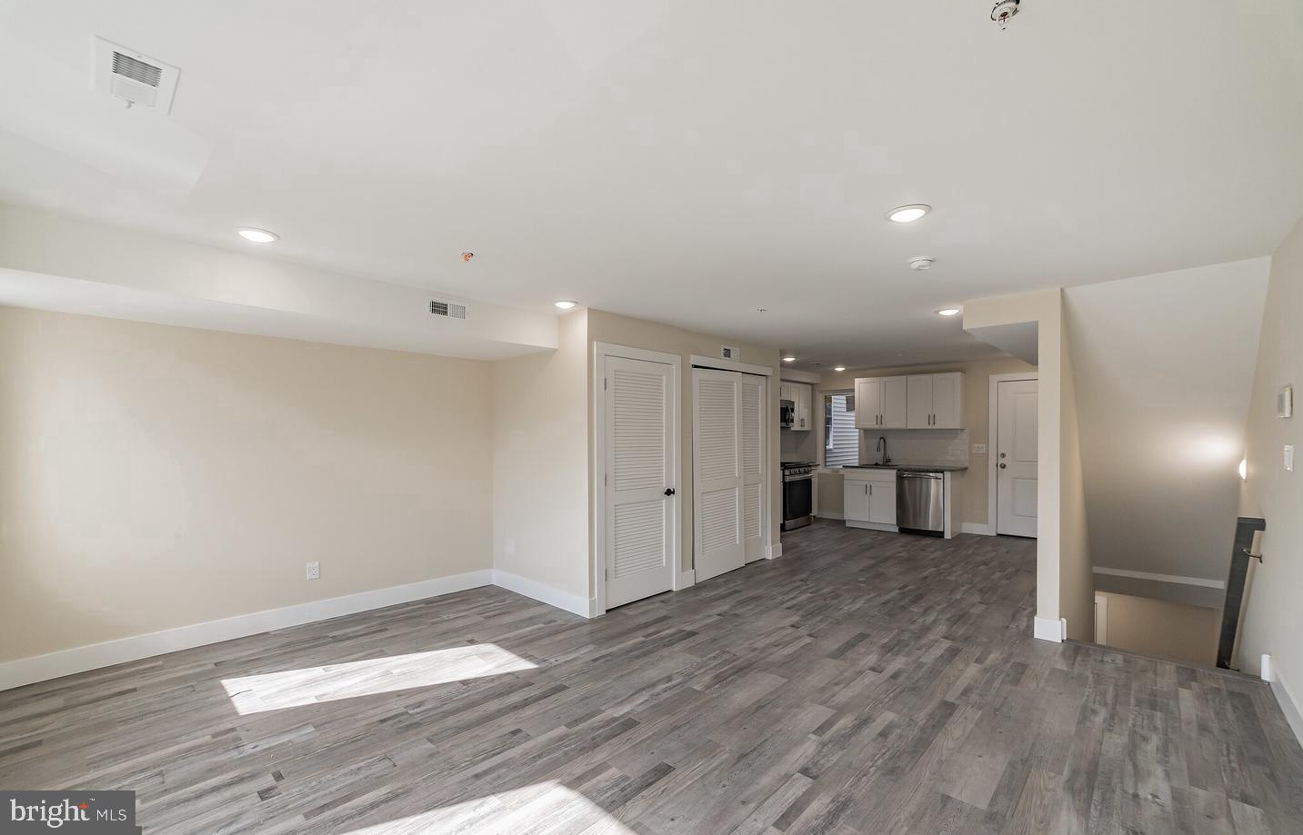 5047 BALTIMORE AVENUE 00