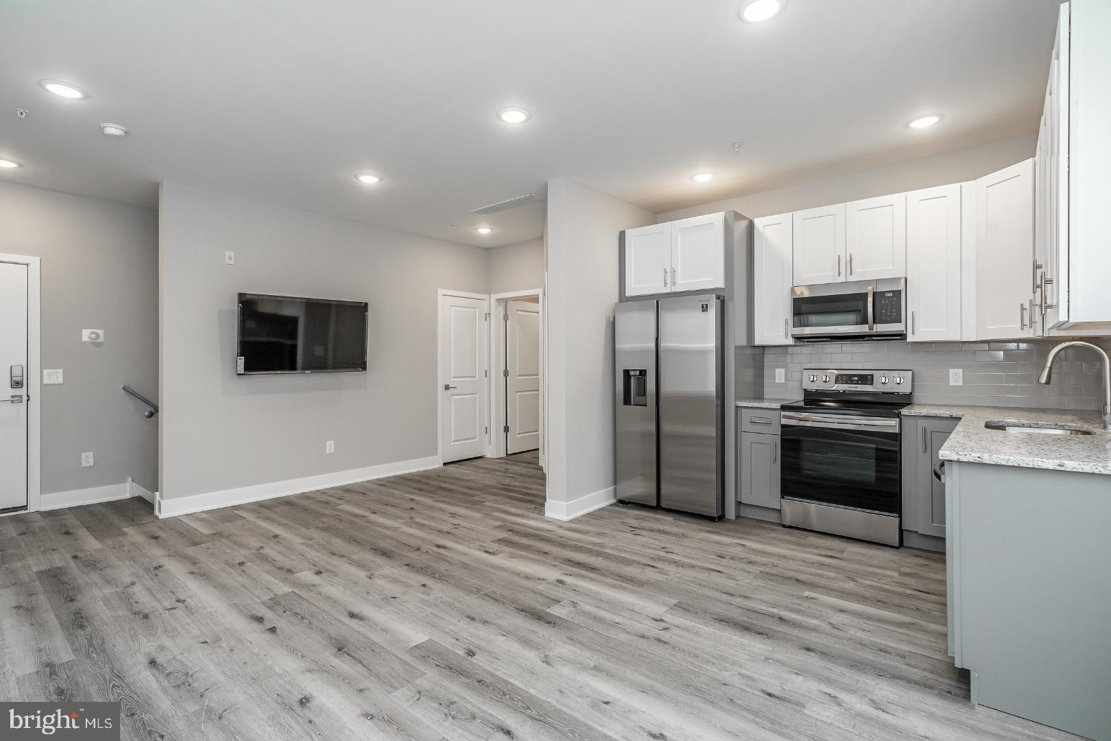 616 N UNION STREET B