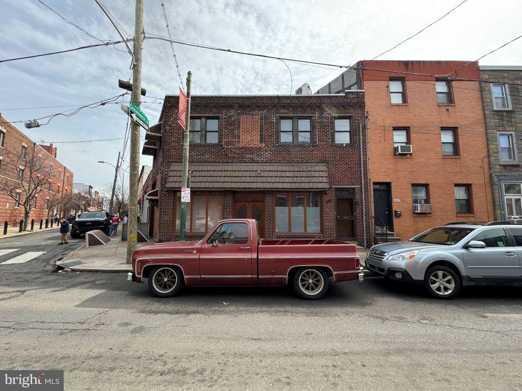 1515 E PASSYUNK AVENUE