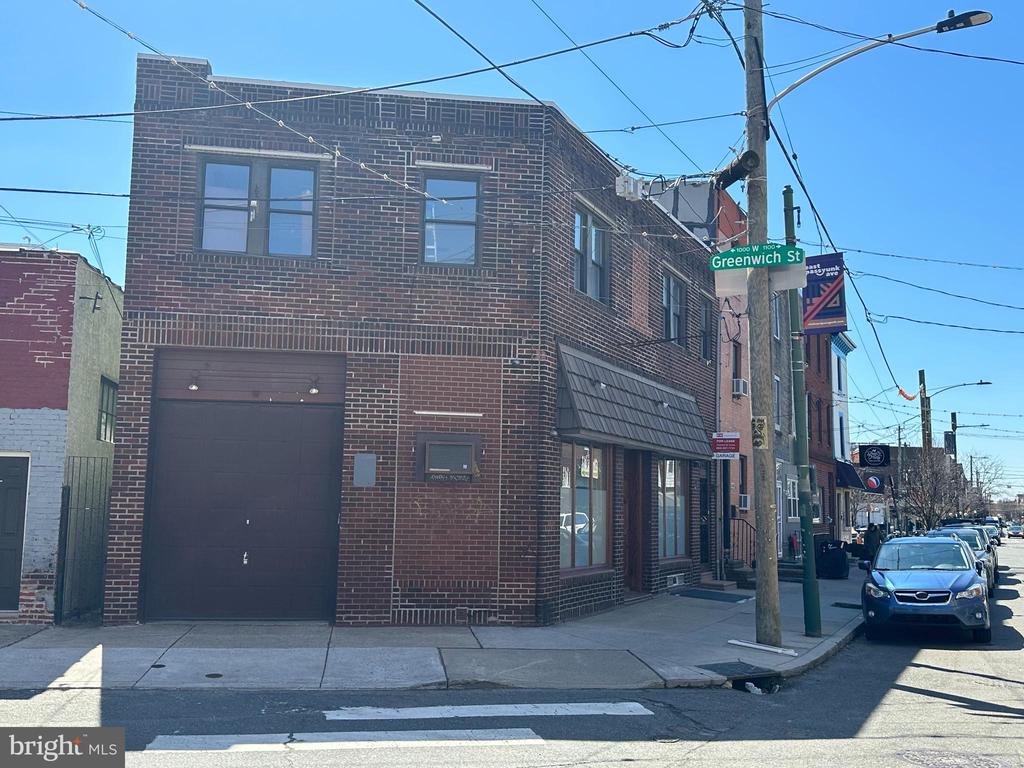 1515 E PASSYUNK AVENUE