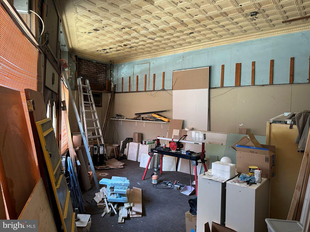 1515 E PASSYUNK AVENUE