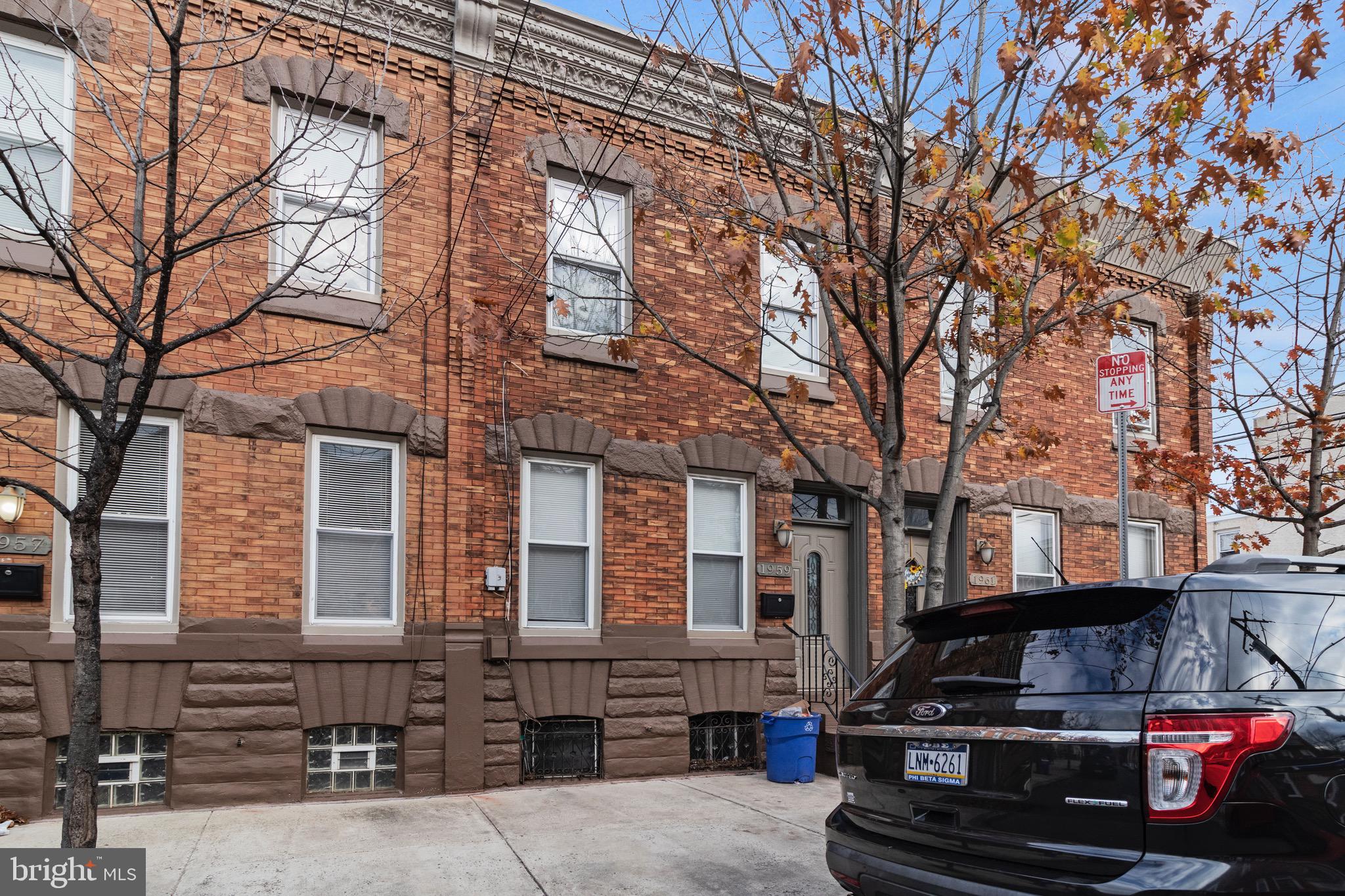 1930 E Stella St E STELLA STREET