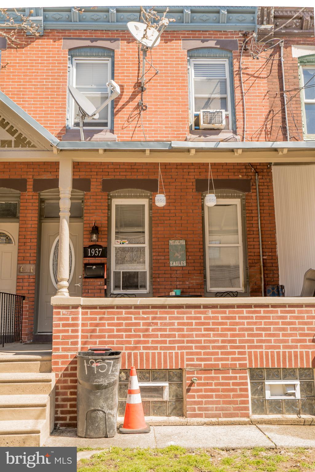 1937 E STELLA STREET