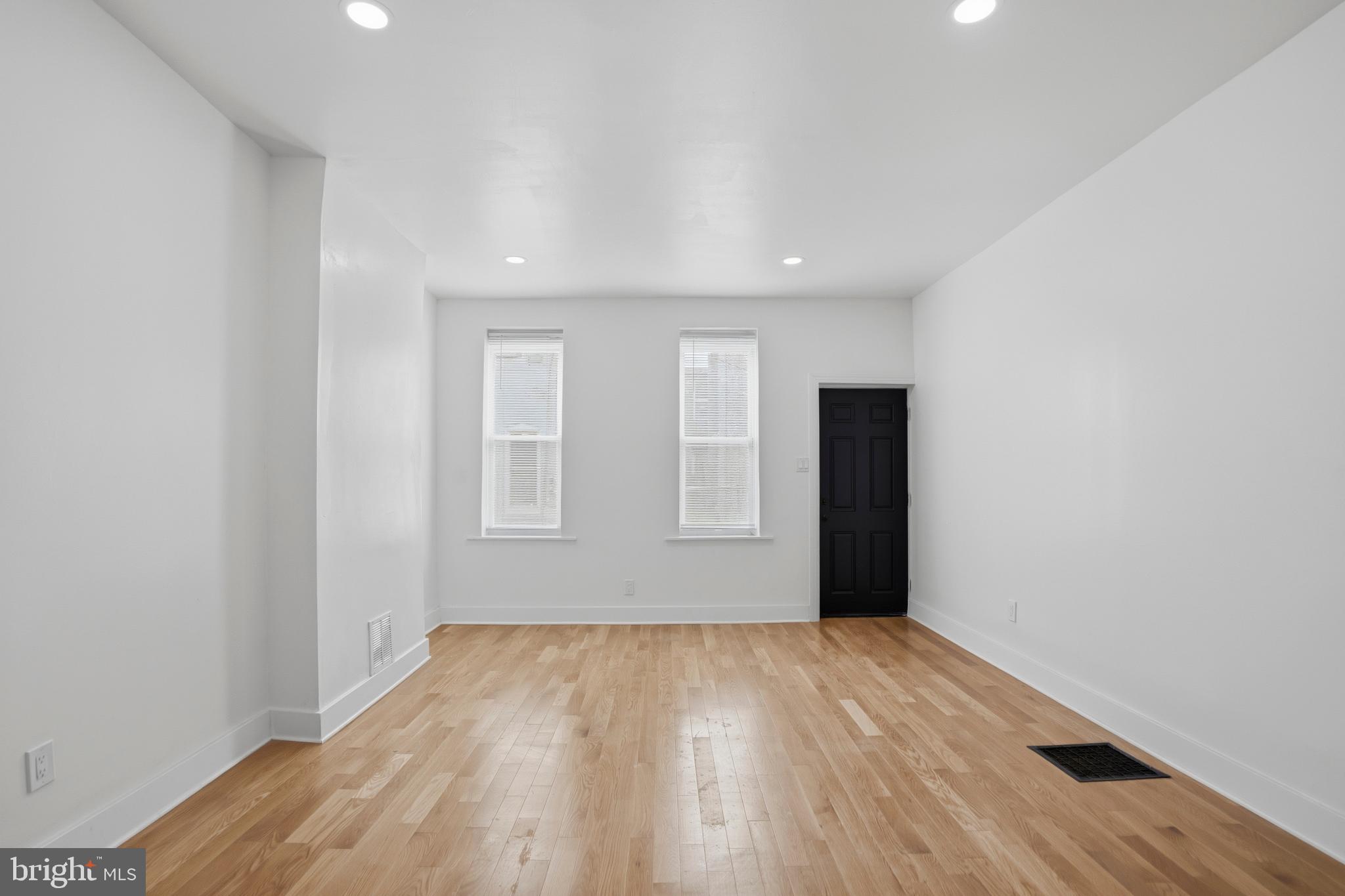 2437 HARLAN STREET