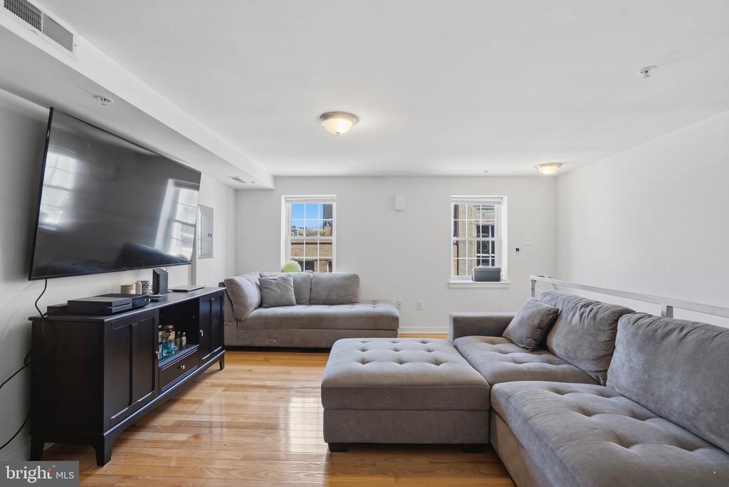 520 S 4TH STREET C
