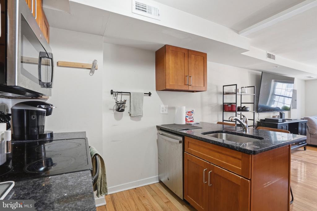 520 S 4TH STREET C