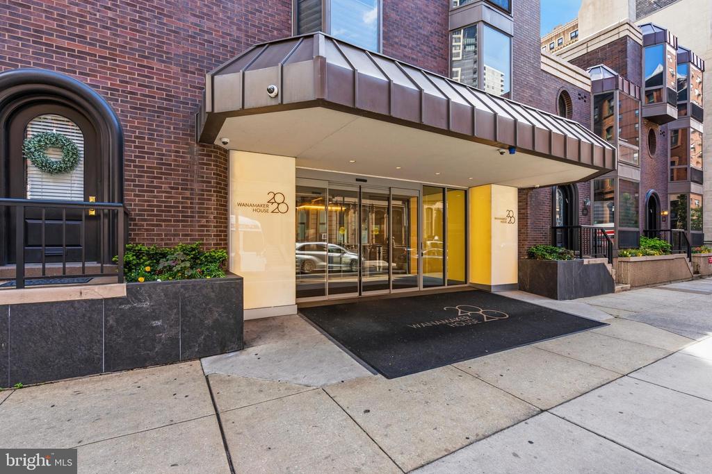 2020 WALNUT STREET 29D