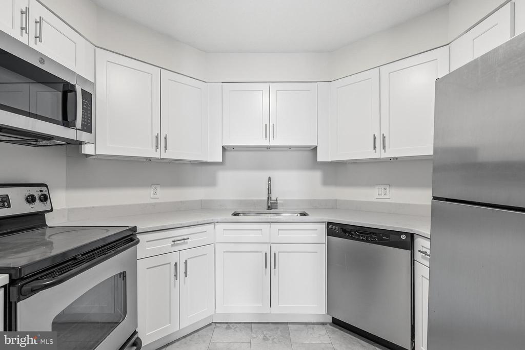 2020 WALNUT STREET 29D