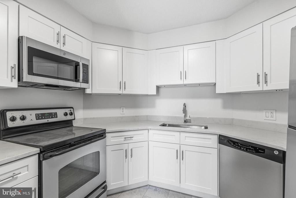 2020 WALNUT STREET 29D
