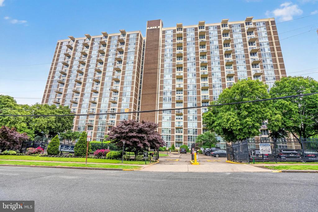 3600 CONSHOHOCKEN AVENUE 00 911