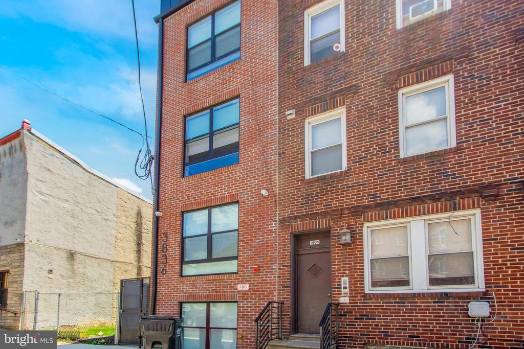 3836 HAVERFORD AVENUE 7