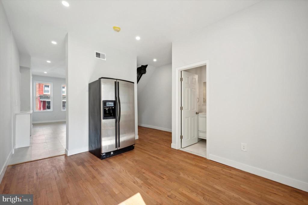 647 N 33RD STREET