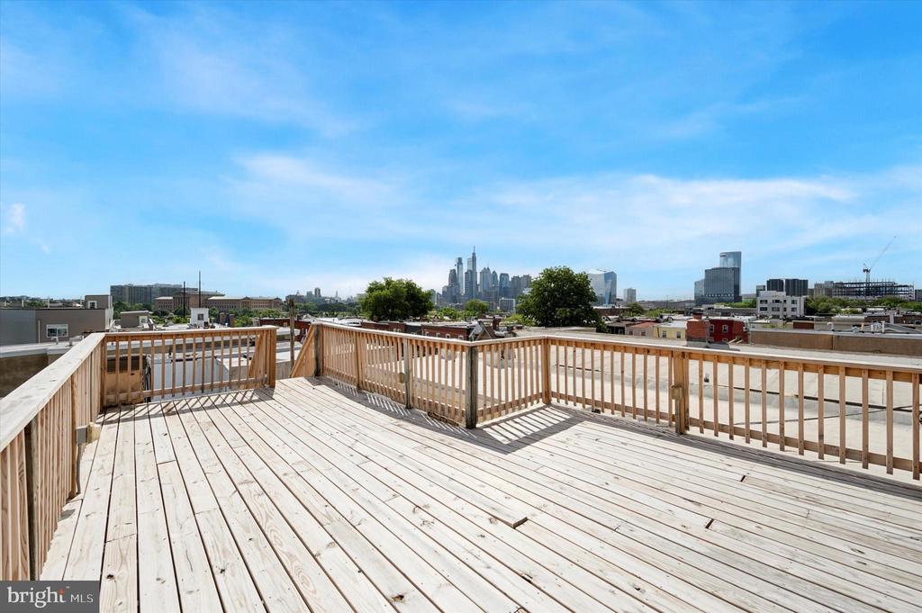 647 N 33RD STREET