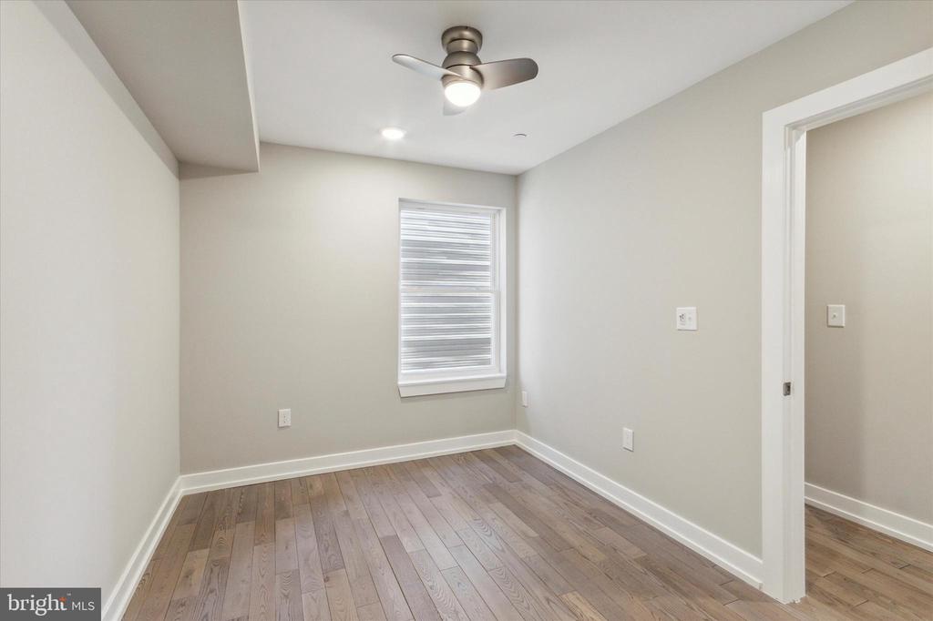 1407 N 8TH STREET Unit: 1