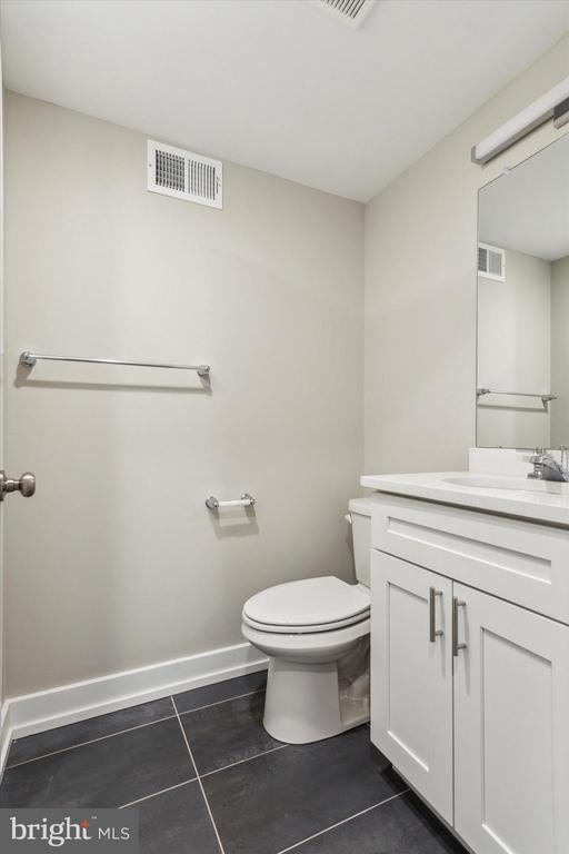 1407 N 8TH STREET Unit: 1