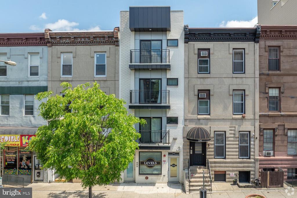 2243 N BROAD STREET Unit: 2F