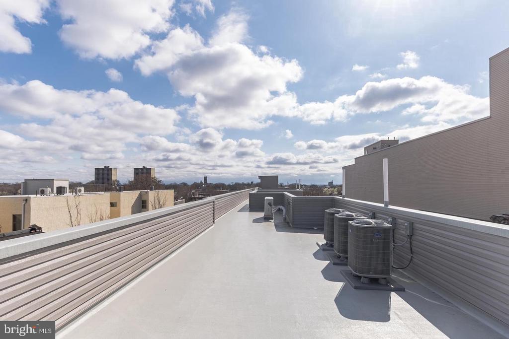 2243 N BROAD STREET Unit: 2F