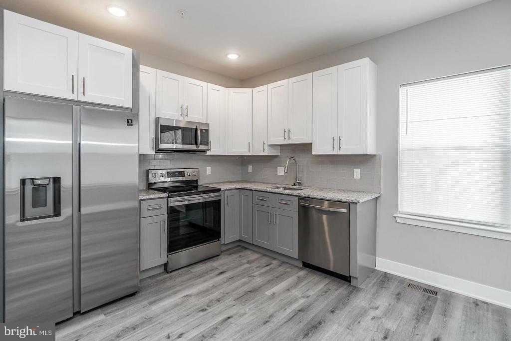 616 N UNION STREET Unit: B