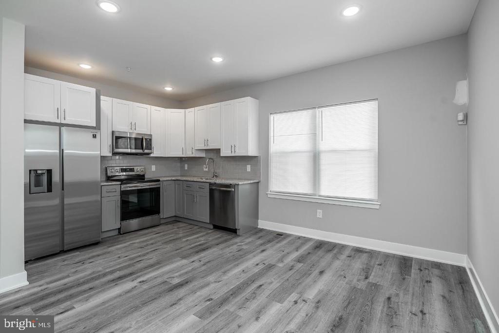 616 N UNION STREET Unit: B