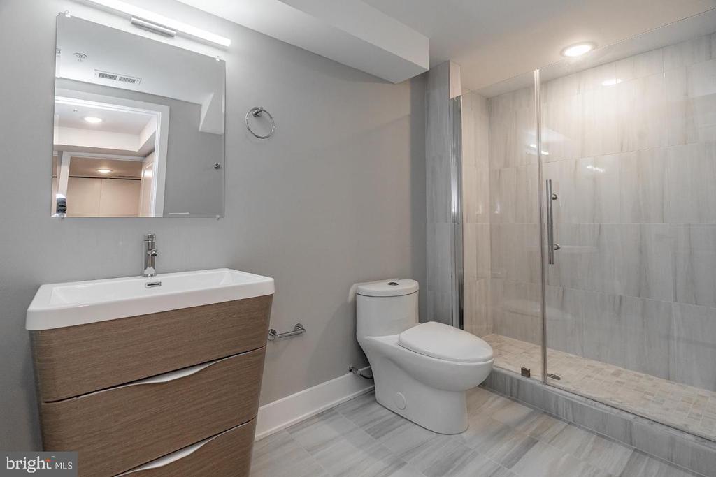 616 N UNION STREET Unit: B