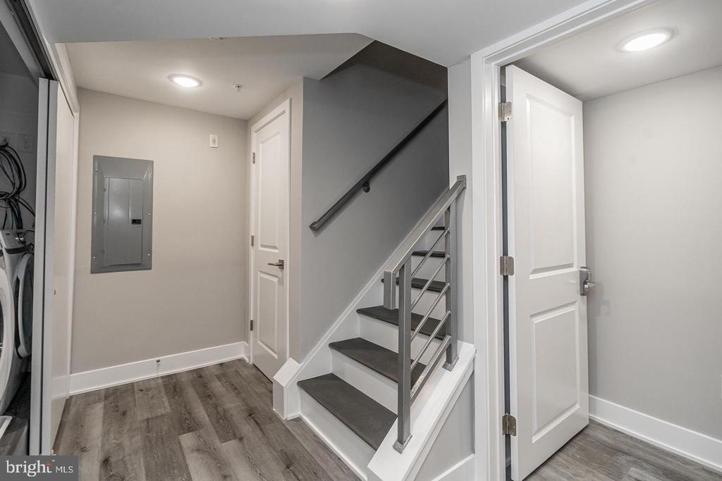 616 N UNION STREET Unit: B