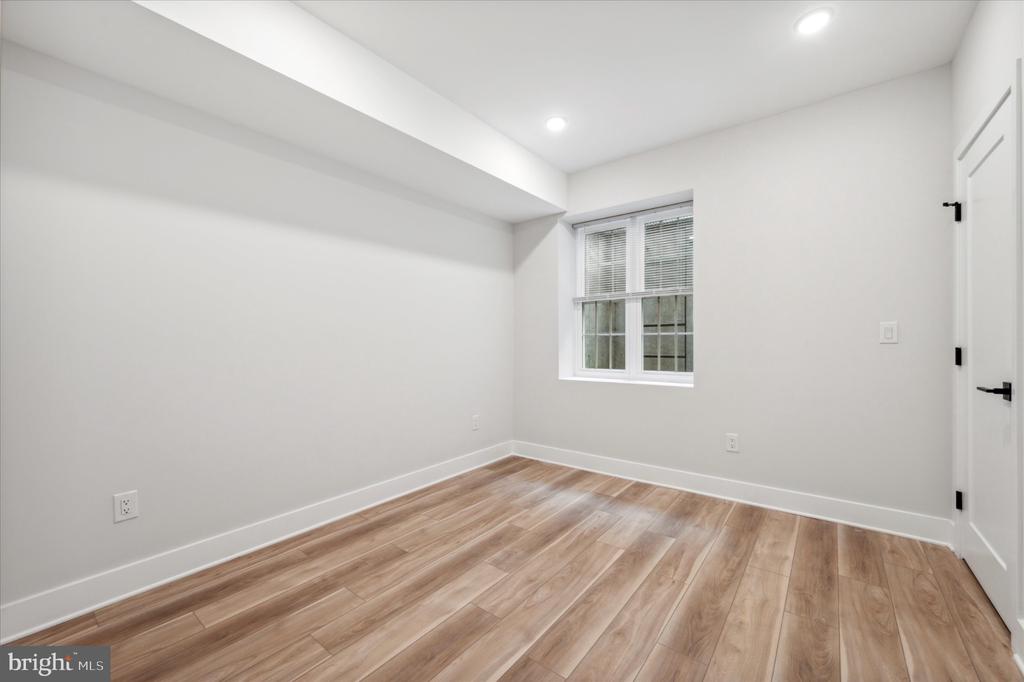 614 N UNION STREET Unit: 1
