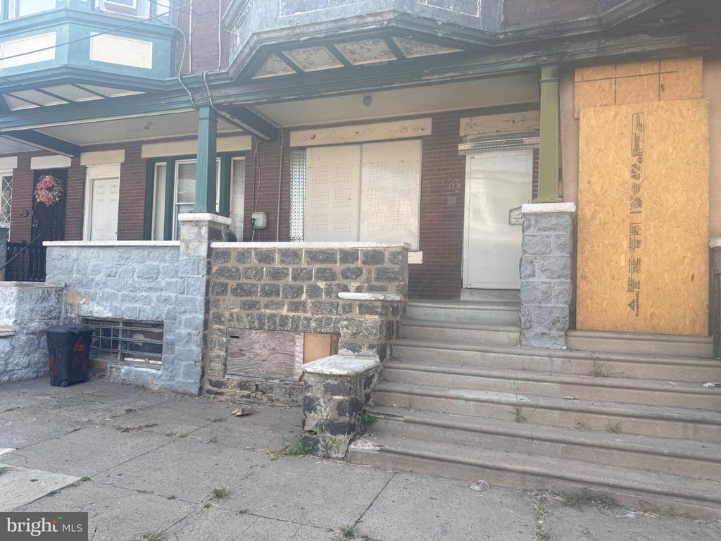 18 S 55TH STREET