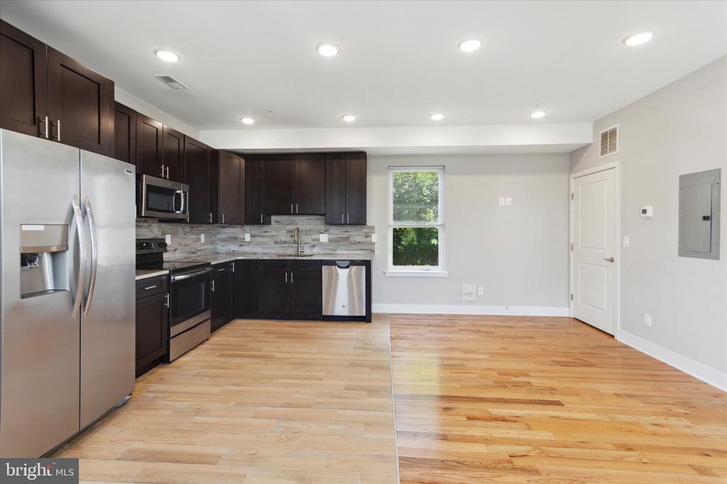 1312 N 18TH STREET Unit: D