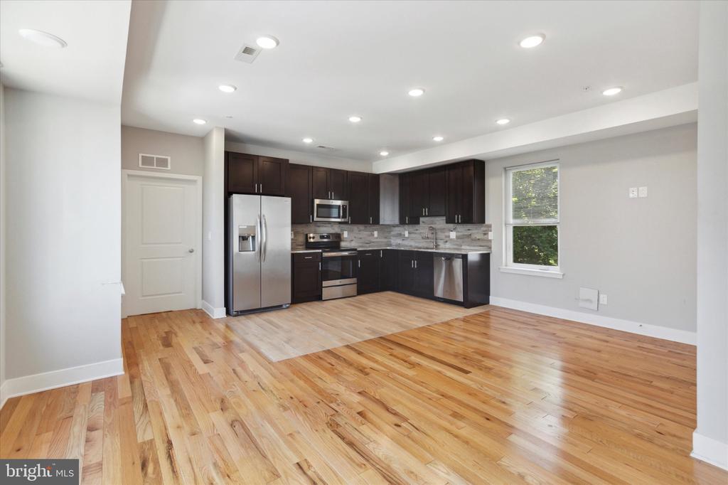 1312 N 18TH STREET Unit: D