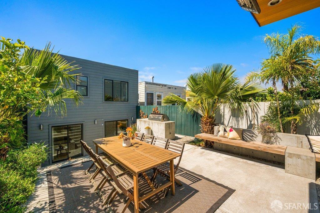 437 Amazon Avenue
