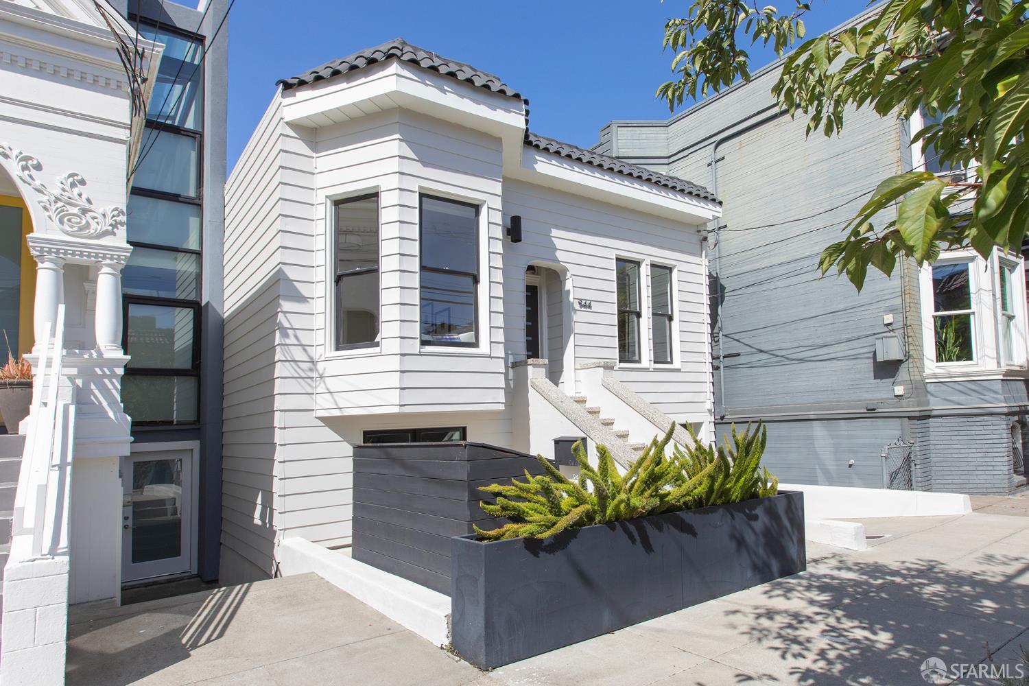 944 Hampshire Street