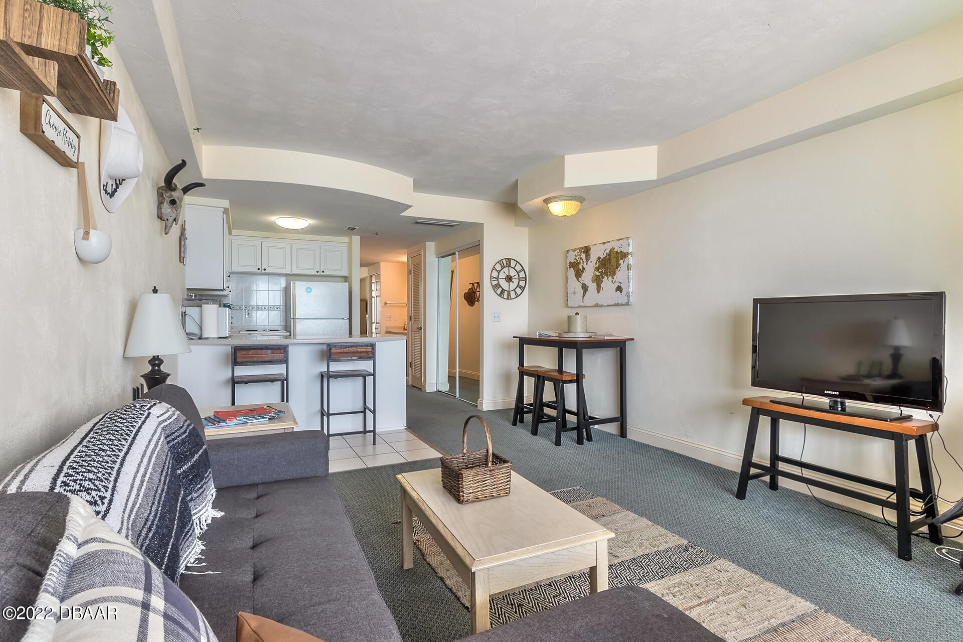2700 N Atlantic Avenue, 307