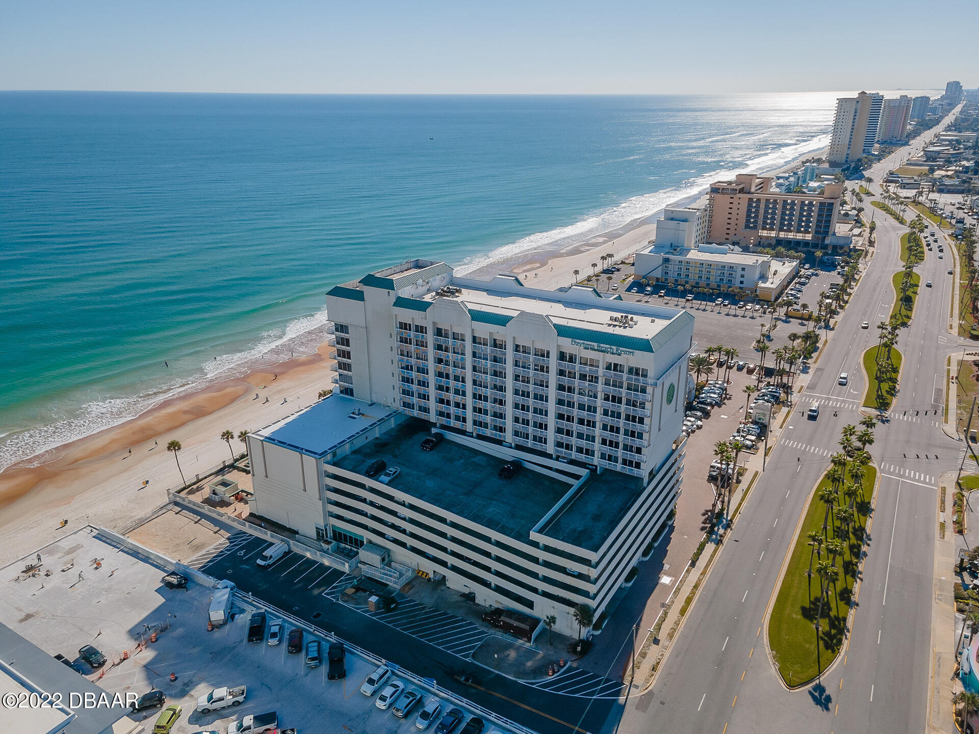 2700 N Atlantic Avenue, 307