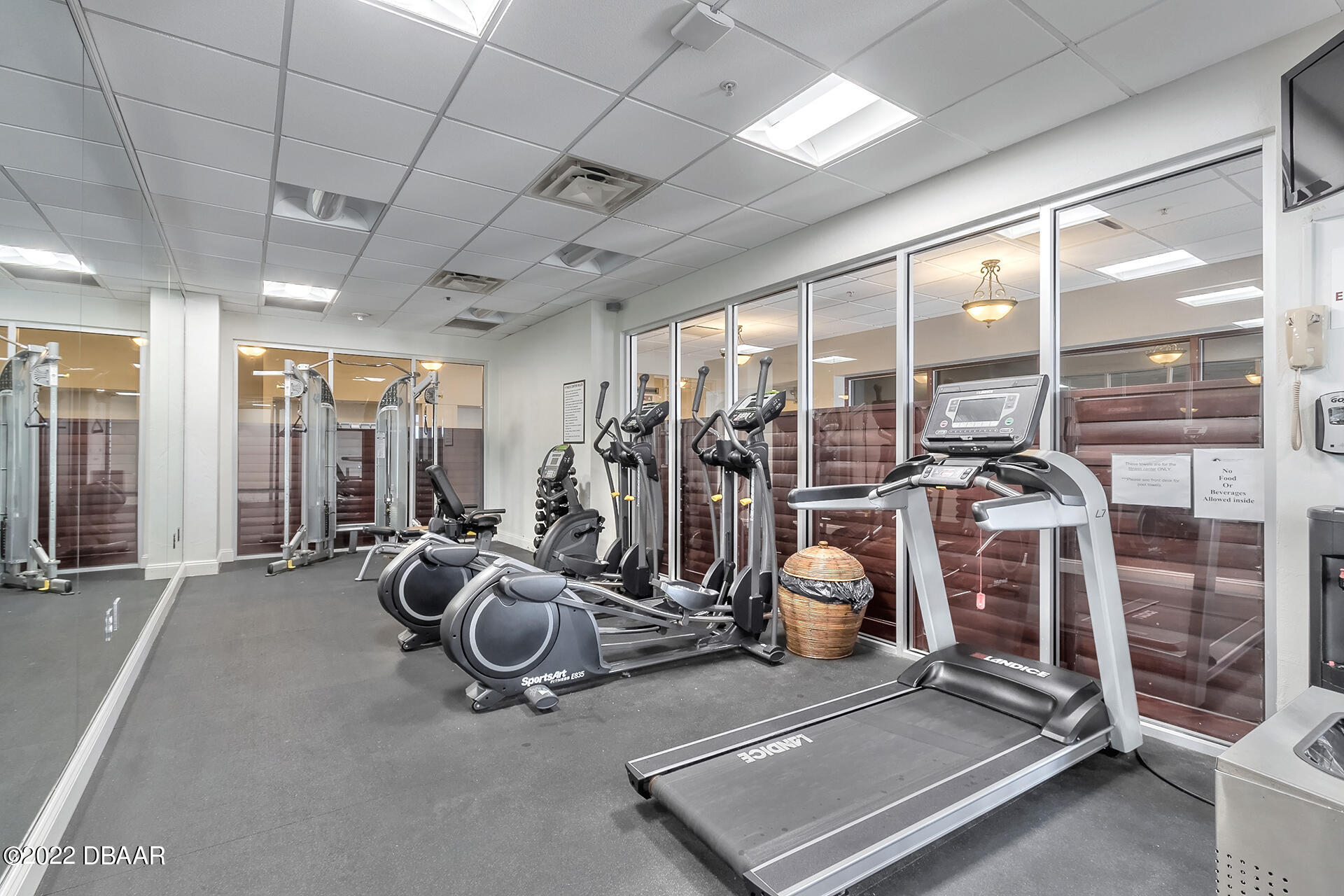 2700 N Atlantic Avenue, 307