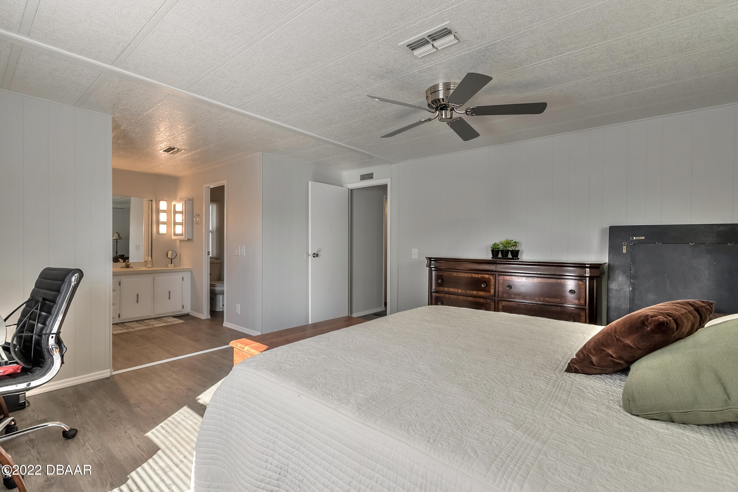 732 Fawn Court