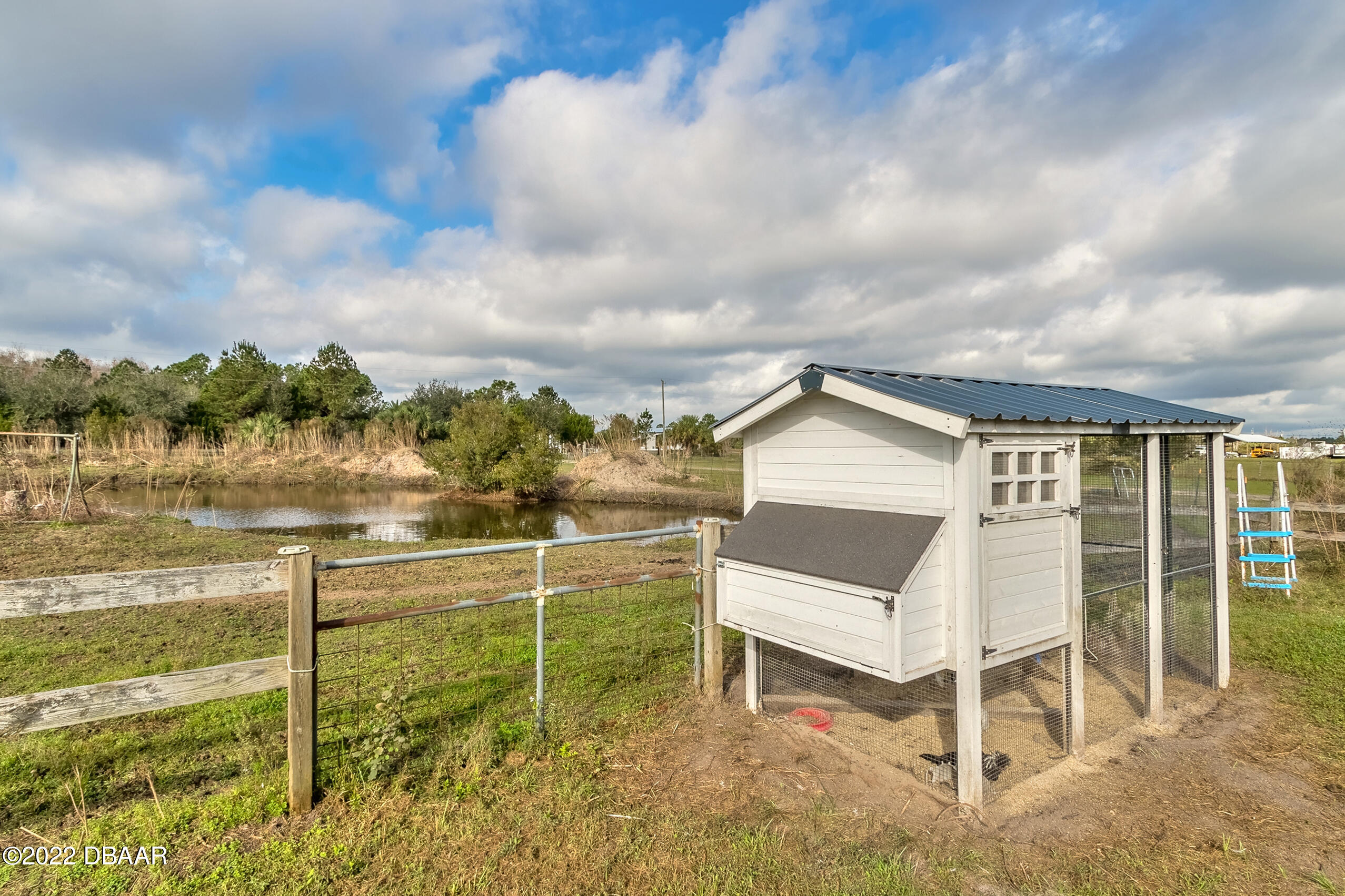 325 Trotting Trail
