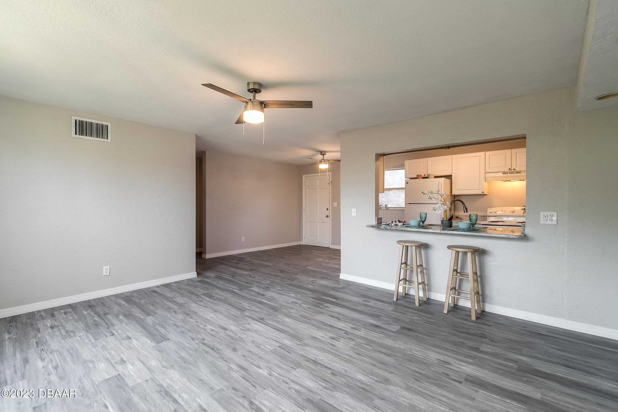 915 Shady Park Terrace