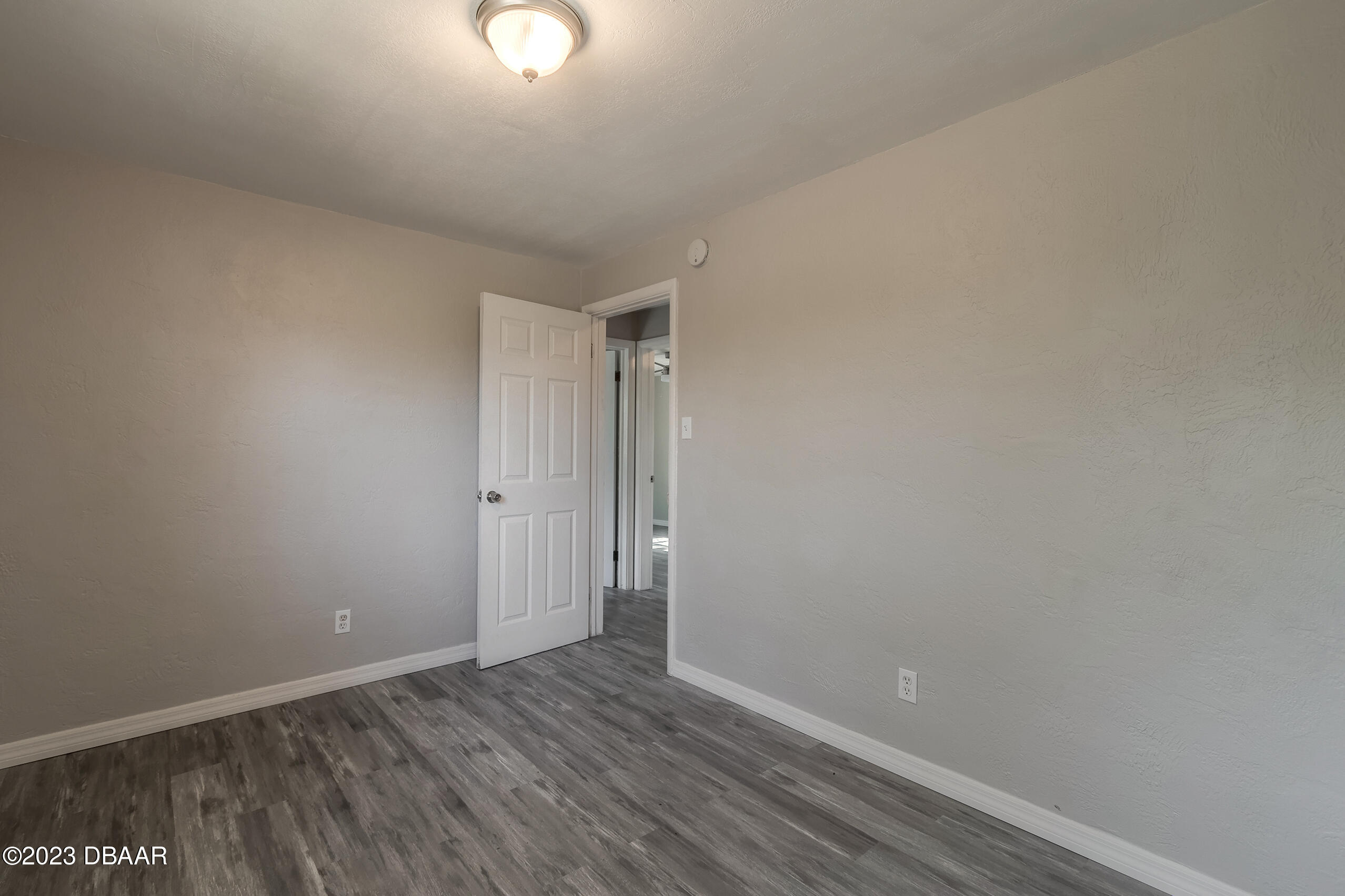 915 Shady Park Terrace
