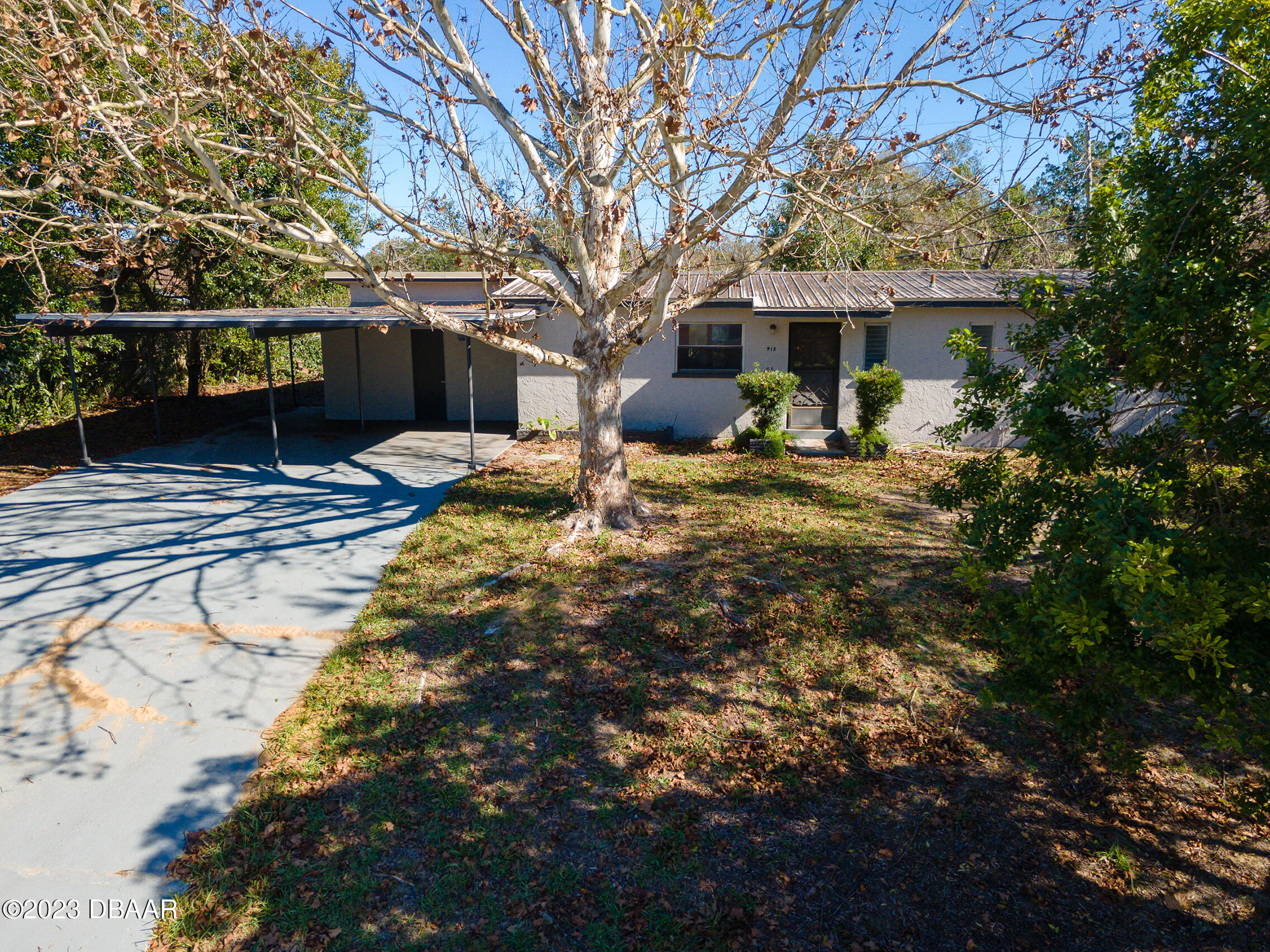 915 Shady Park Terrace