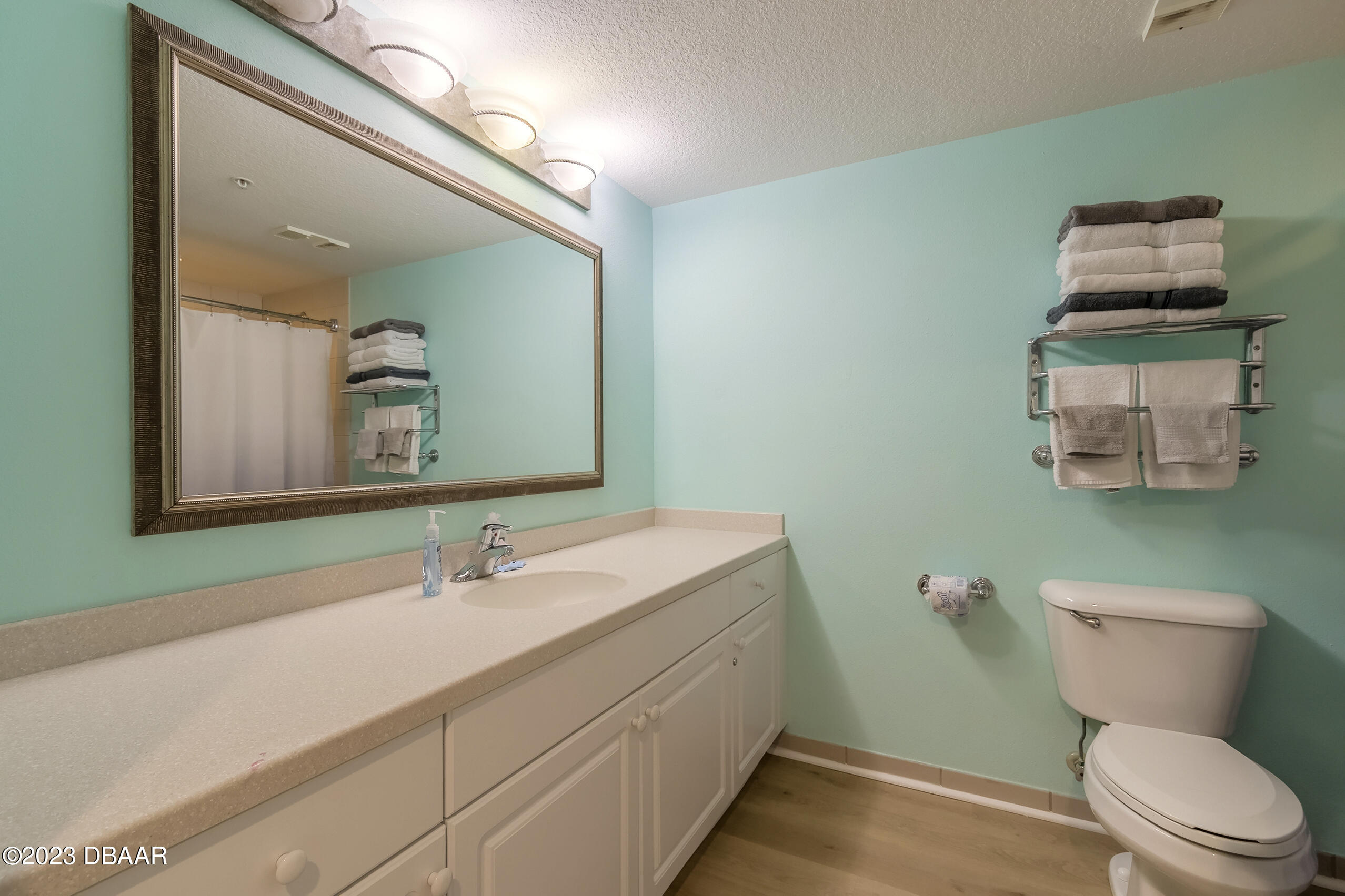 2700 N Atlantic Avenue, 558