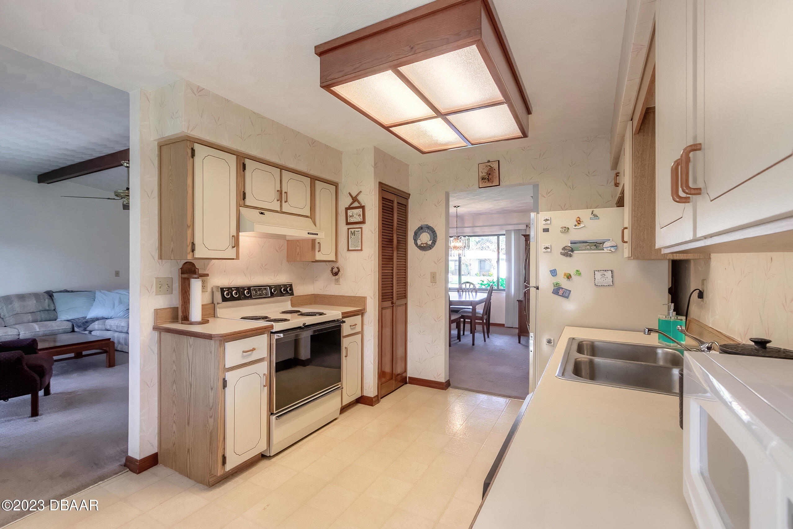 3442 Country Manor Drive