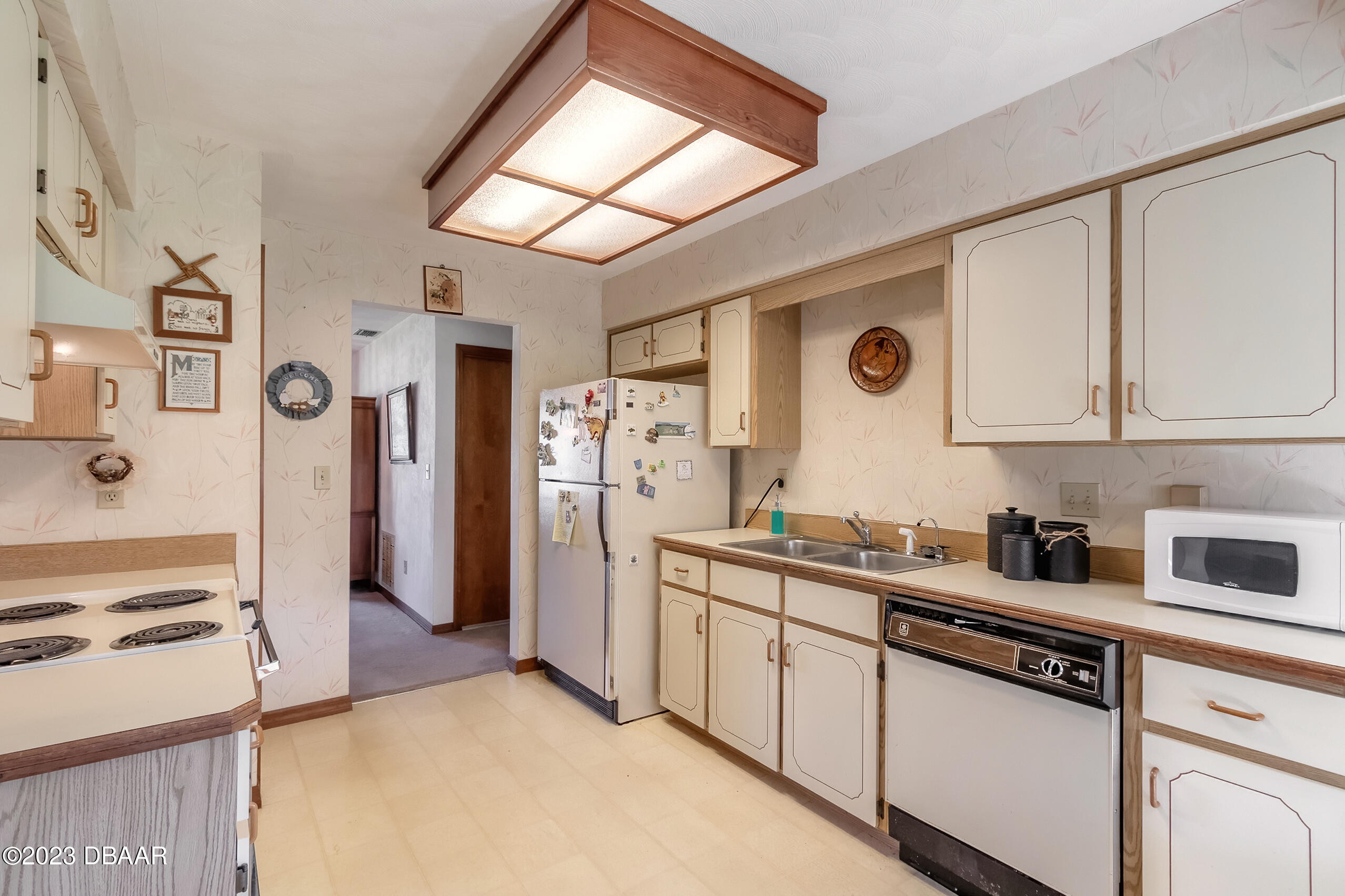 3442 Country Manor Drive