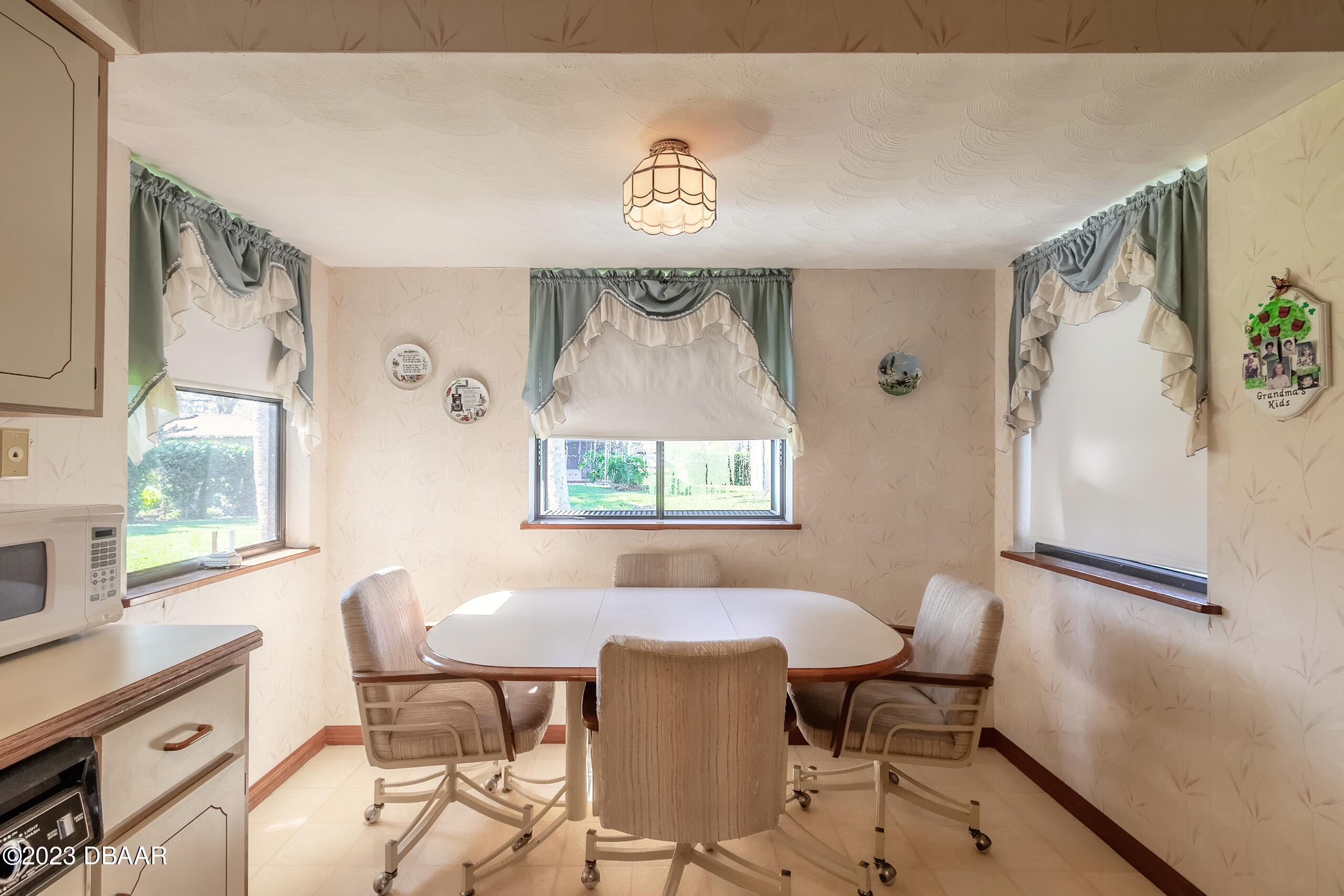 3442 Country Manor Drive