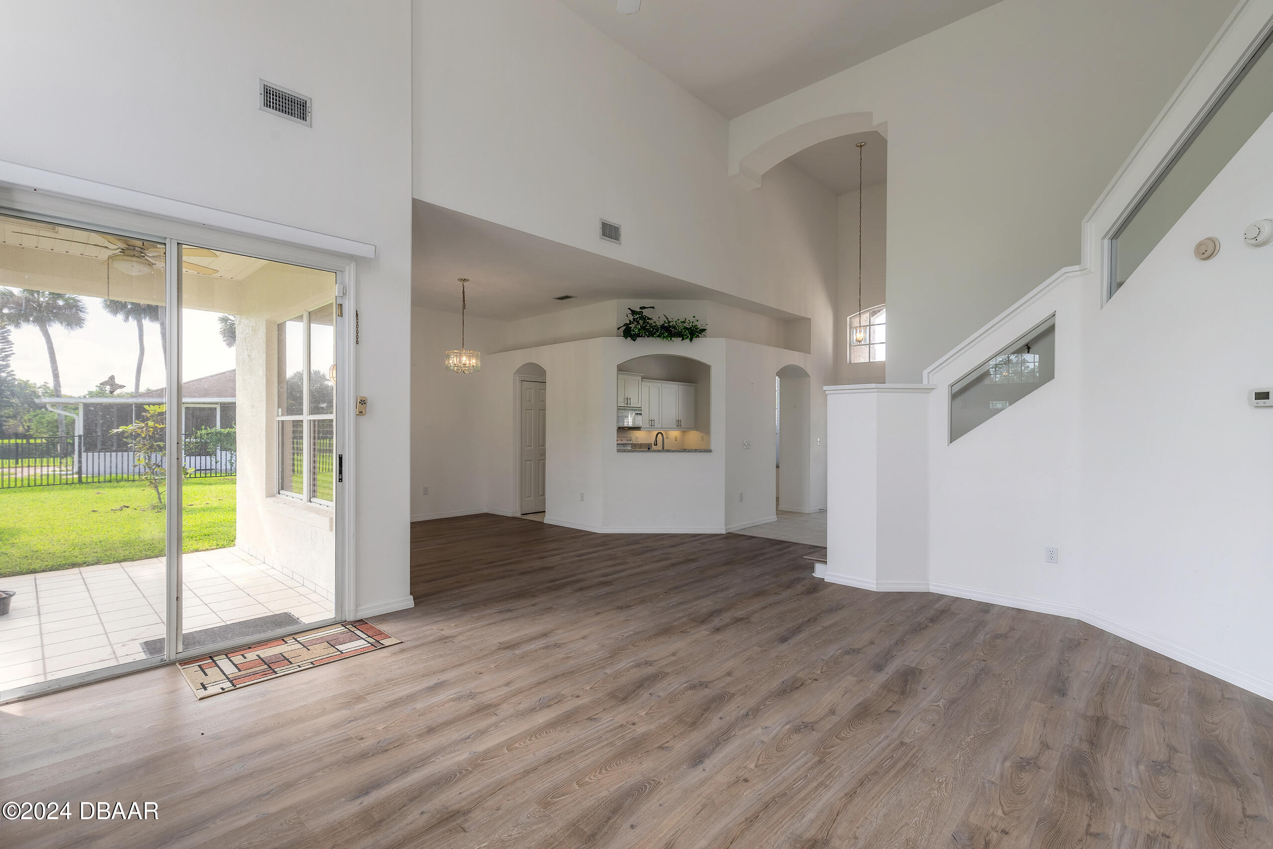 6180 Knotty Pine Court