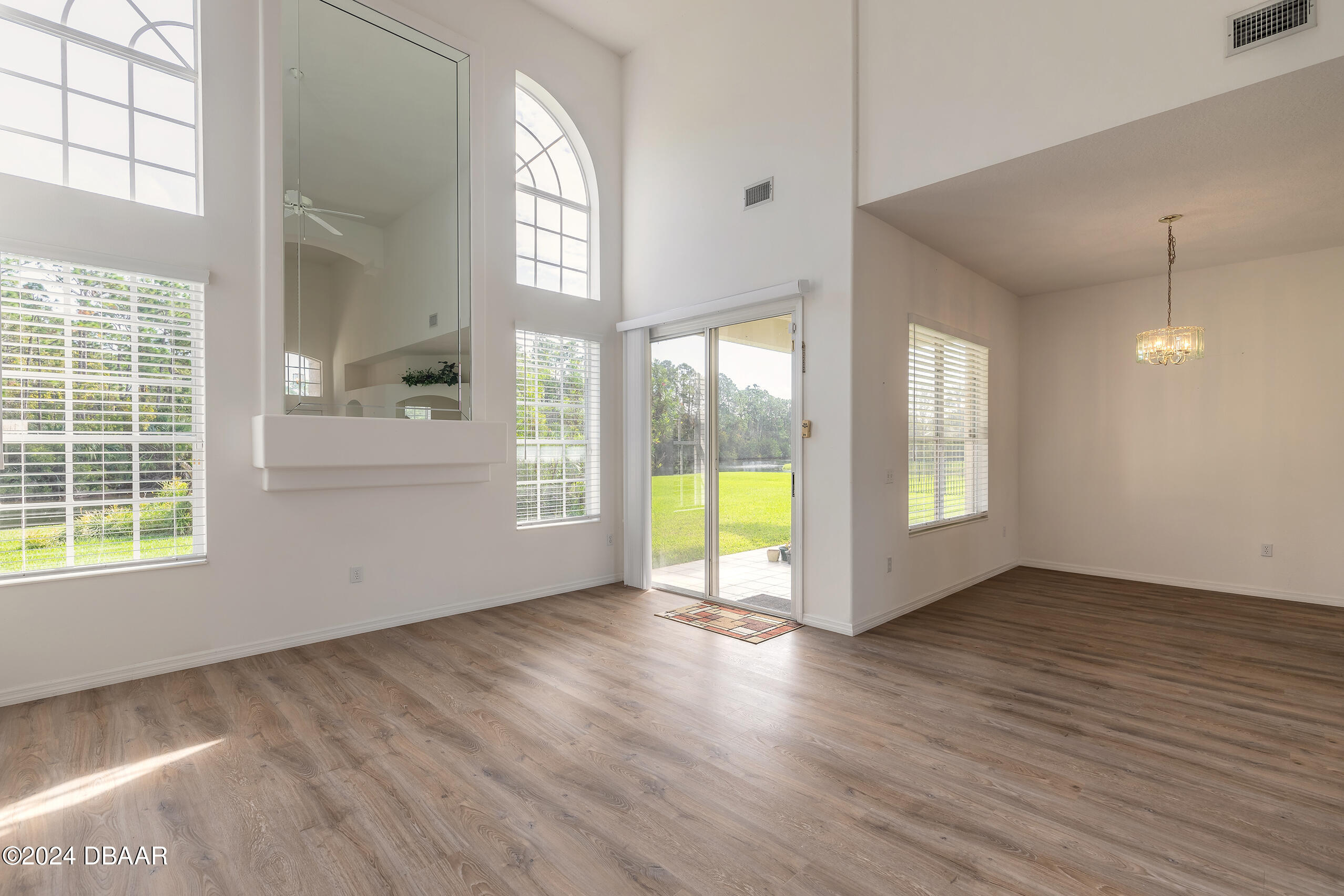 6180 Knotty Pine Court