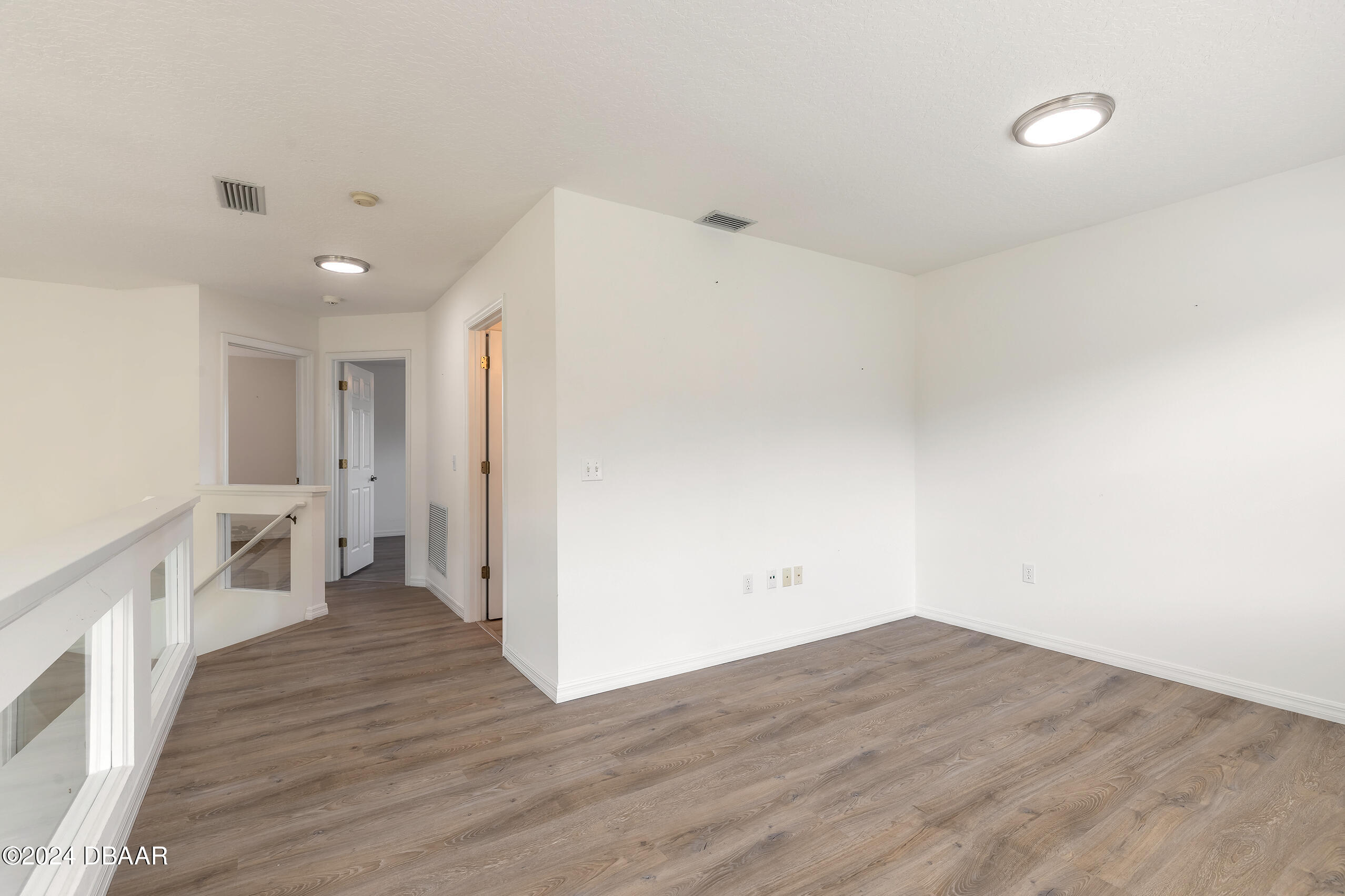 6180 Knotty Pine Court