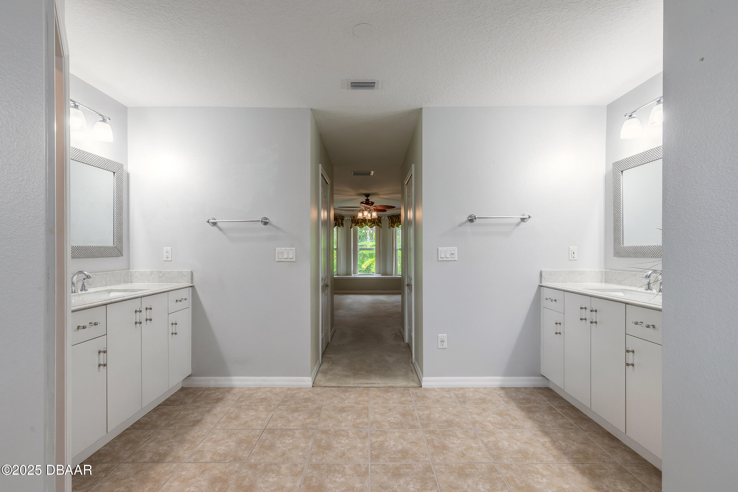 5452 St Regis Way
