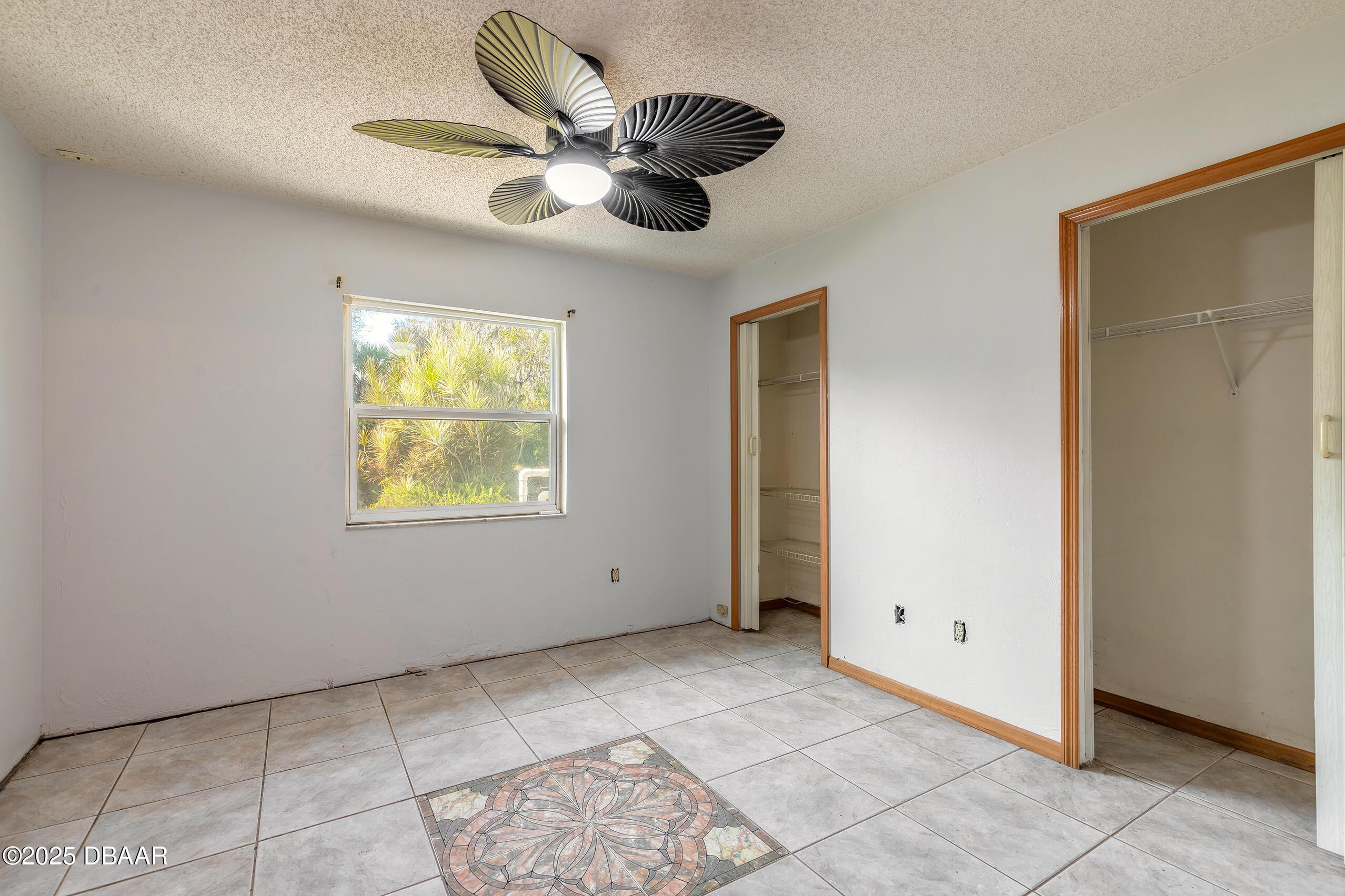 5560 Trail Side Drive