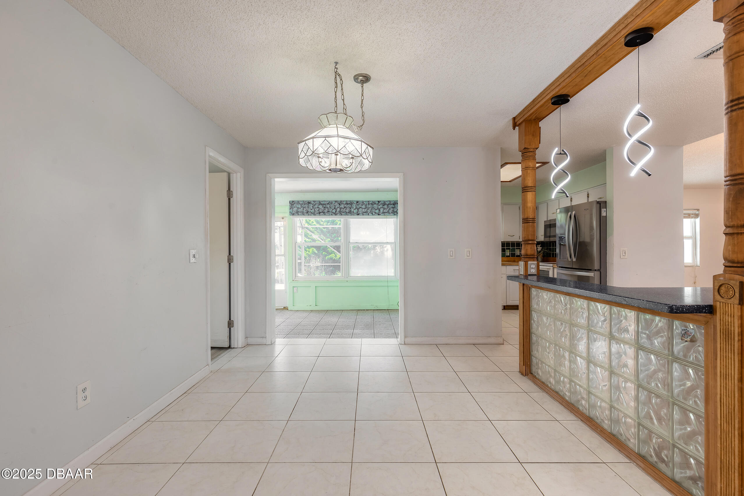 5560 Trail Side Drive