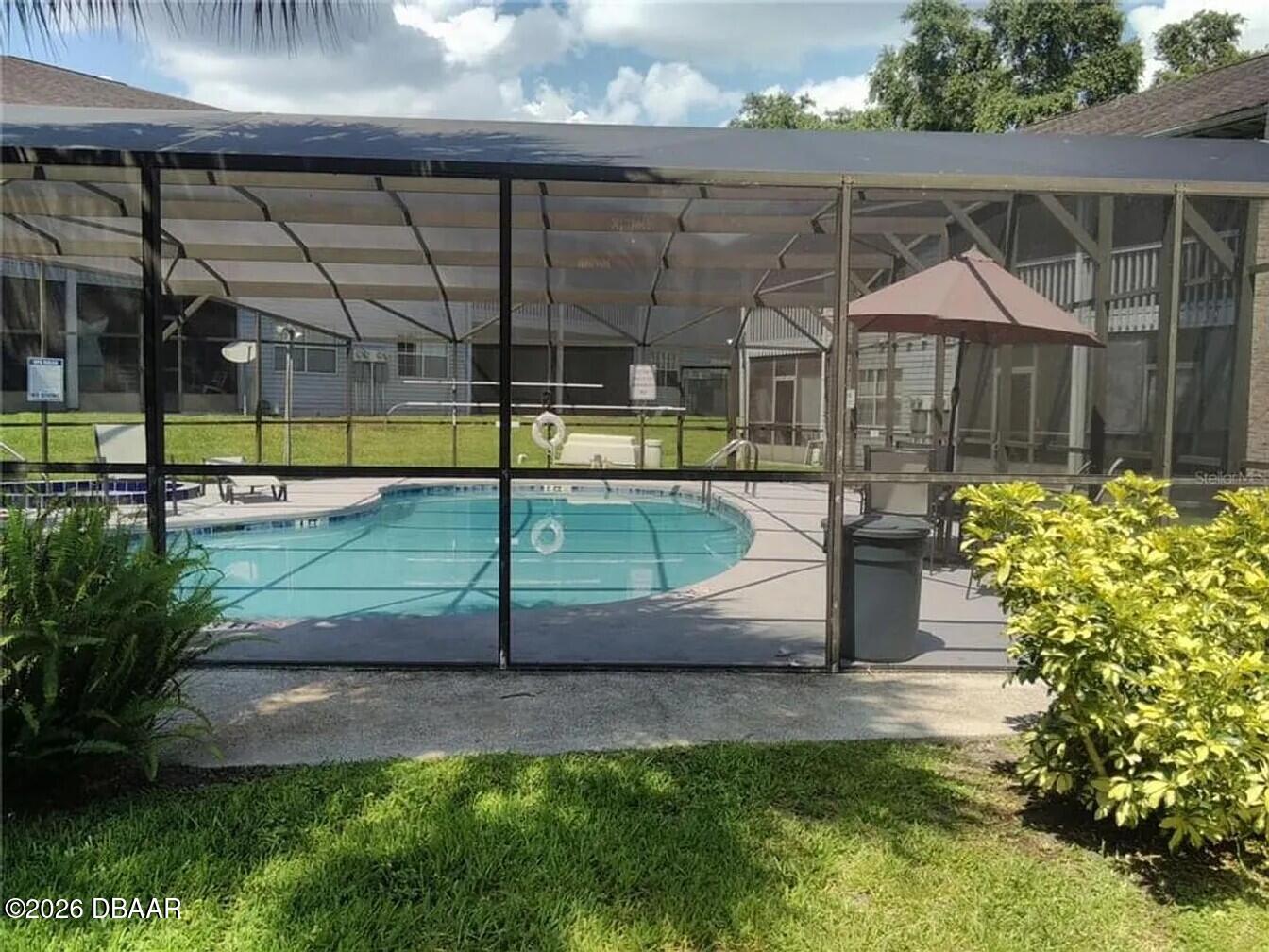 313 Dirksen Drive F16, DeBary Unit: F16